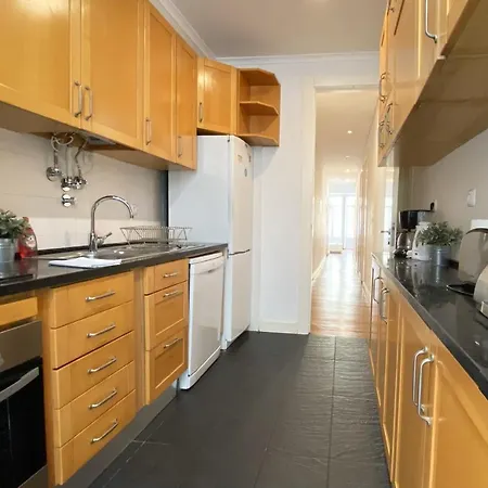 Apartament House On The Hill *