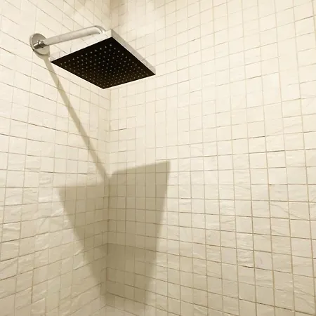 House On The Hill Apartament *