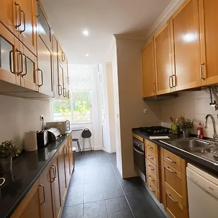 House On The Hill Apartament Lizbona